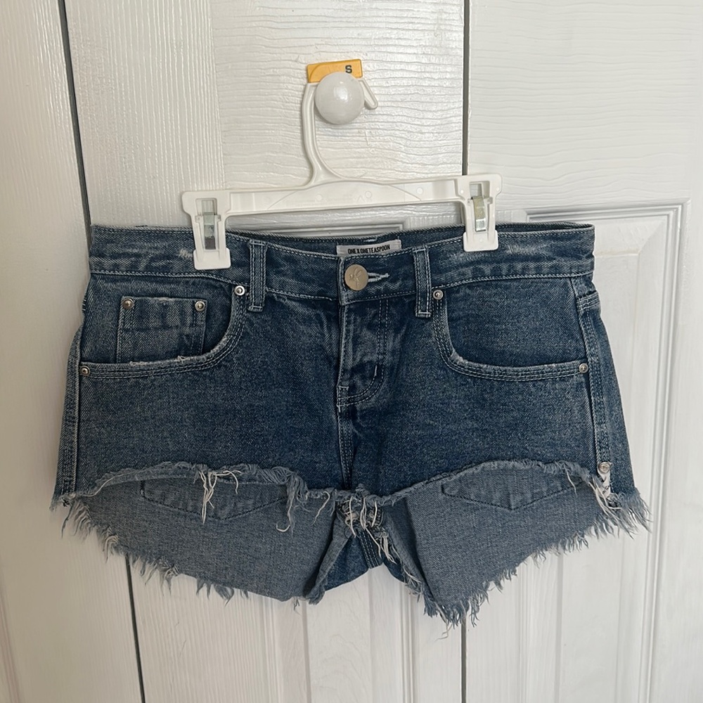 One teaspoon medium wash Bonitas size 27